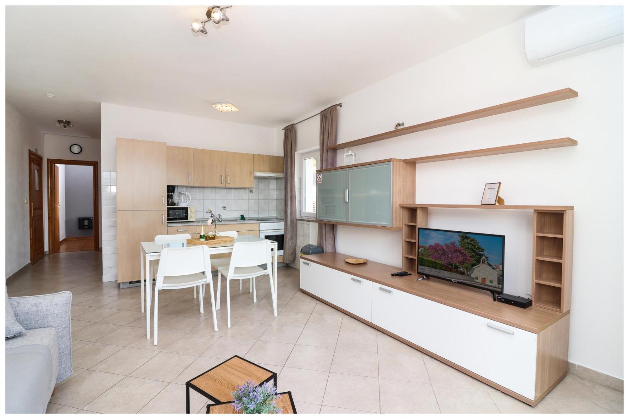 M&Z Apartmani Primosten Exterior photo